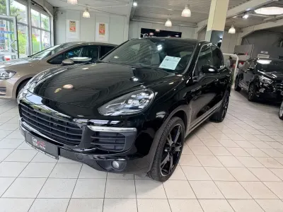 Gebraucht Porsche Cayenne Basis 299 PS (219 kW) 2016 Schwarz SUV