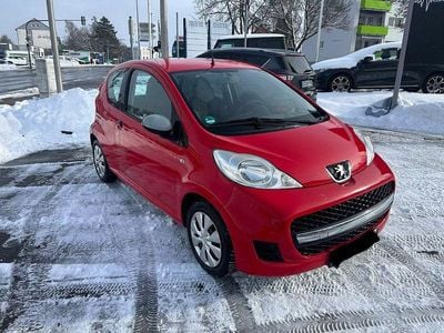 Gebraucht Peugeot 107 Style 68 PS (50 kW) 2010 Andere farben Kleinwagen
