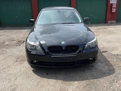 BMW 525