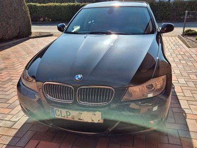 Gebraucht BMW 320 Sport Line 177 PS (130 kW) 2009 Schwarz Kombi