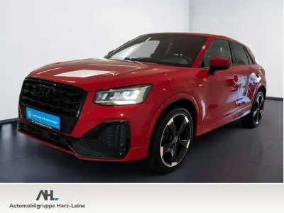 Gebraucht Audi Q2 S-Line 150 PS (110 kW) 2025 Rot SUV