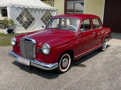 Gebraucht Mercedes 190 50 PS (36 kW) 1960 Rot Limousine
