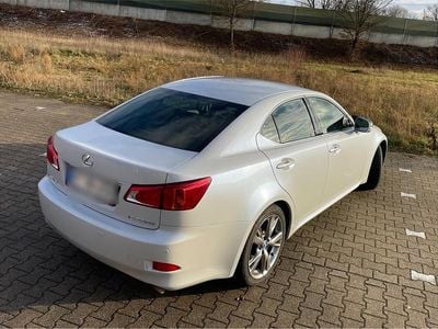 Weiß Gebraucht 2009 Lexus IS220 Limousine | 4.700 €
