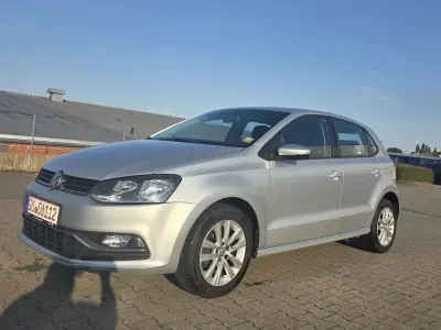 Gebraucht VW Polo Comfortline 90 PS (66 kW) 2015 Silber Limousine