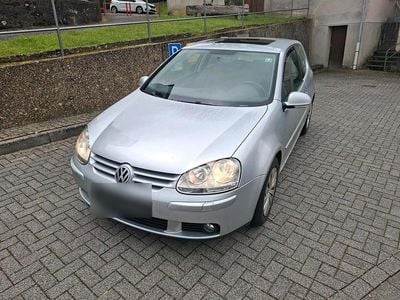 Gebraucht VW Golf V 105 PS (77 kW) 2007 Silber Limousine