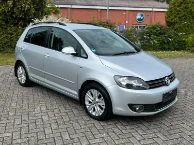 Gebraucht VW Golf VII Life 105 PS (77 kW) 2013 Silber Limousine