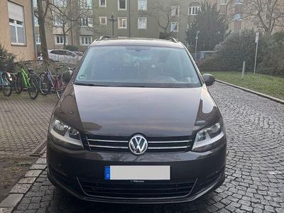 Gebraucht VW Sharan 204 PS (150 kW) 2015 Braun Van / Kleinbus