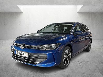 Blau Gebraucht 2024 VW Passat IQ Drive Kombi | 48.880 € (Teuer)