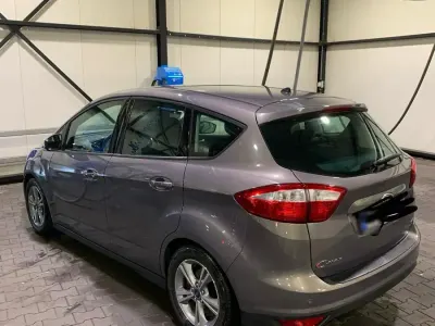 Gebraucht Ford C-MAX 100 PS (73 kW) 2015 Braun Van / Kleinbus