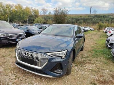 Gebraucht Audi e-tron Sportback Ambiente 300 kW (408 PS) 2022 Plasmablau metallic SUV