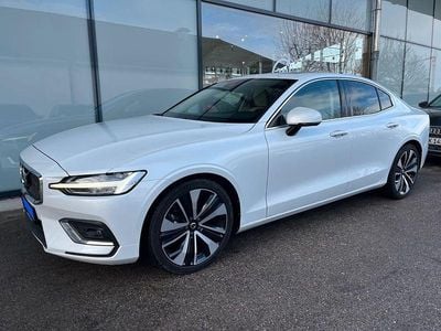 Weiß Gebraucht 2021 Volvo S60 Inscription Limousine | 19.299 €