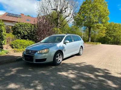Gebraucht VW Golf VI 105 PS (77 kW) 2008 Silber Kleinwagen