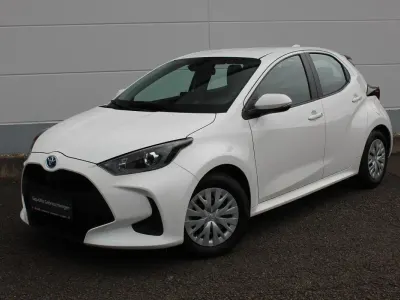 Second-hand Toyota Yaris Hybrid Comfort 92 CP (67 kW) 2020 Alb Hatchback