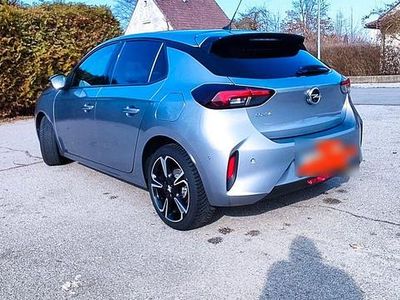 Używany Opel Corsa 101 KM (74 kW) 2022 Srebrny Hatchback