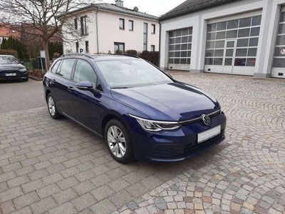 gebraucht VW Golf VIII Variant Life 1.0l eTSI 110 PS