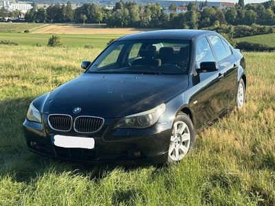 BMW 525