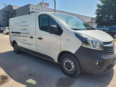 Gebraucht Opel Vivaro 120 PS (88 kW) 2018 Weiß Van / Kleinbus