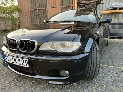 Gebraucht BMW 325 Cabriolet Sport Line 192 PS (141 kW) 2005 Schwarz Cabrio