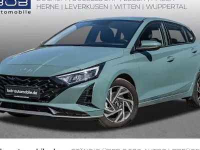 Usata Hyundai i20 100 CV (73 kW) 2025 Verde Utilitaria