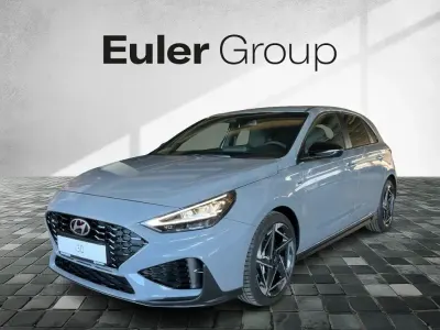 Neu Hyundai i30 150 PS (110 kW) 2026 Grau Limousine