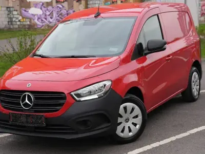 Gebraucht Mercedes Citan 110 95 PS (69 kW) 2021 Rot Van / Kleinbus