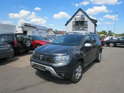 Gebraucht Dacia Duster Comfort 131 PS (96 kW) 2019 Grau SUV