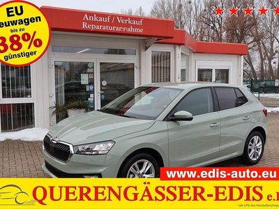 Neu Skoda Fabia 95 PS (69 kW) 2026 Timiano green Limousine