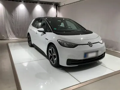 Gebraucht VW ID.3 Pro 109 kW (149 PS) 2021 Weiß Kleinwagen