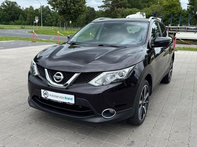 Gebraucht Nissan Qashqai Tekna 163 PS (119 kW) 2015 Violet SUV