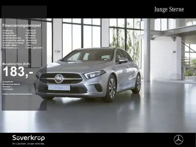 Gebraucht Mercedes A180 116 PS (85 kW) 2023 Silber Limousine