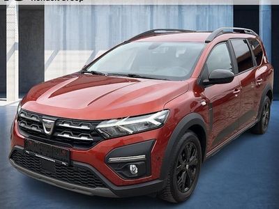 Second-hand Dacia Jogger Extreme 110 CP (80 kW) 2022 Maro Monovolum