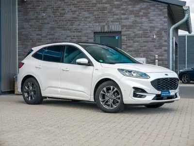 Gebraucht Ford Kuga ST-Line X 150 PS (110 kW) 2022 Weiß SUV