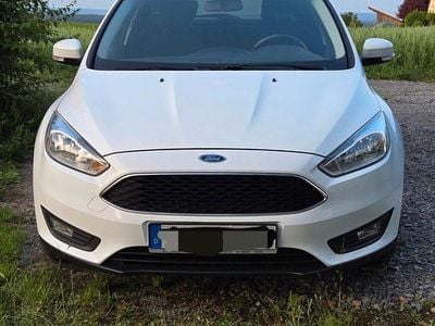 Weiß Gebraucht 2017 Ford Focus Business Edition Kombi | 5.250 € (Superpreis)