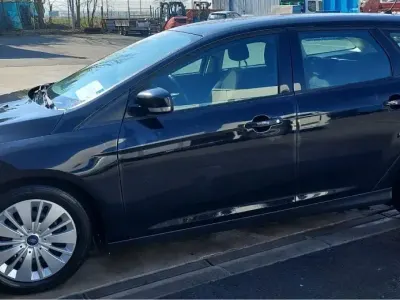 Gebraucht Ford Focus 120 PS (88 kW) 2015 Schwarz Kombi