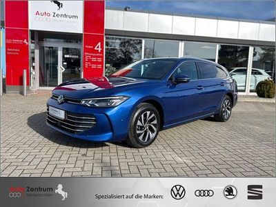 Gebraucht VW Passat Business 150 PS (110 kW) 2024 Reef blue metallic Kombi