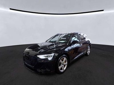 Mythosschwarz metallic Gebraucht 2022 Audi e-tron Black Edition SUV | 35.575 € (Fairer Preis)