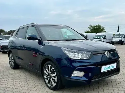 Gebraucht SsangYong Tivoli Sapphire 128 PS (94 kW) 2015 Blau SUV