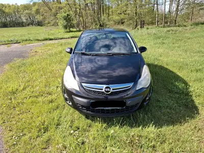 Gebraucht Opel Corsa Satellite 87 PS (63 kW) 2011 Schwarz Kleinwagen