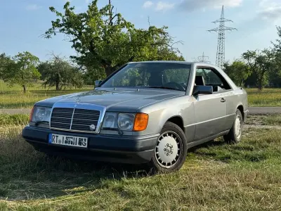 Gebraucht Mercedes 230 132 PS (97 kW) 1989 Grau Coupé