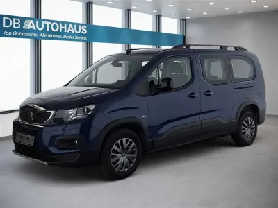 Gebraucht Peugeot Rifter Allure 131 PS (96 kW) 2023 Blau Van / Kleinbus