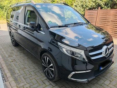 Usata Mercedes V300 Avantgarde 239 CV (175 kW) 2019 Nero Monovolume