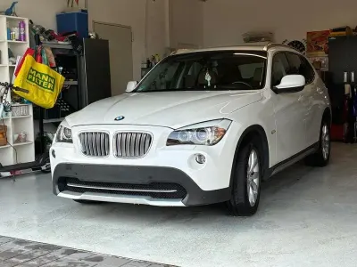 Gebraucht BMW X1 Sport Line 204 PS (150 kW) 2011 Weiß SUV