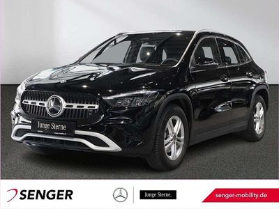 Gebraucht Mercedes GLA200 163 PS (119 kW) 2024 Schwarz SUV