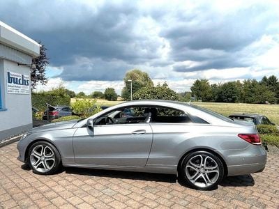 Mercedes E200