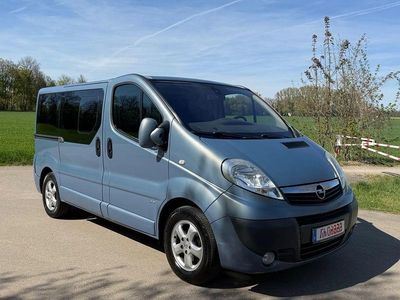 Begagnad Opel Vivaro Cosmo 145 HK (106 kW) 2010 Blå Minibuss