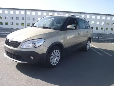 Gebraucht Skoda Fabia 105 PS (77 kW) 2011 Grau Kombi