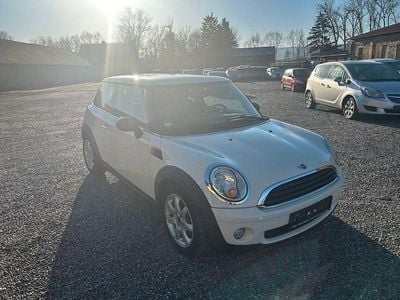 Weiß Gebraucht 2009 Mini ONE Kleinwagen | 2.850 € (Guter Preis)