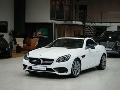 Gebraucht Mercedes SLC300 245 PS (180 kW) 2018 Polarweiss  unilack Cabrio