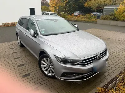 Gebraucht VW Passat Elegance 200 PS (147 kW) 2021 Silber Kombi