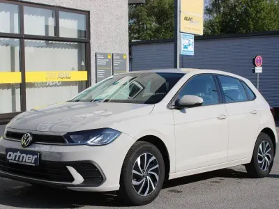 Używany VW Polo Life 95 KM (69 kW) 2022 Szary Hatchback